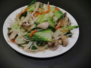 Mix Vegetable Chow Mein Or Lo Mein (Egg Noodle)